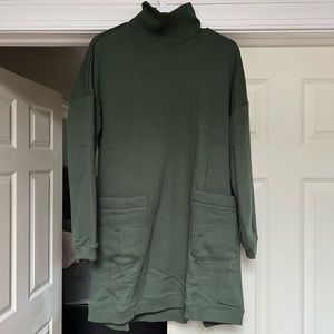 Mini Porter Hunter Green turtleneck dress